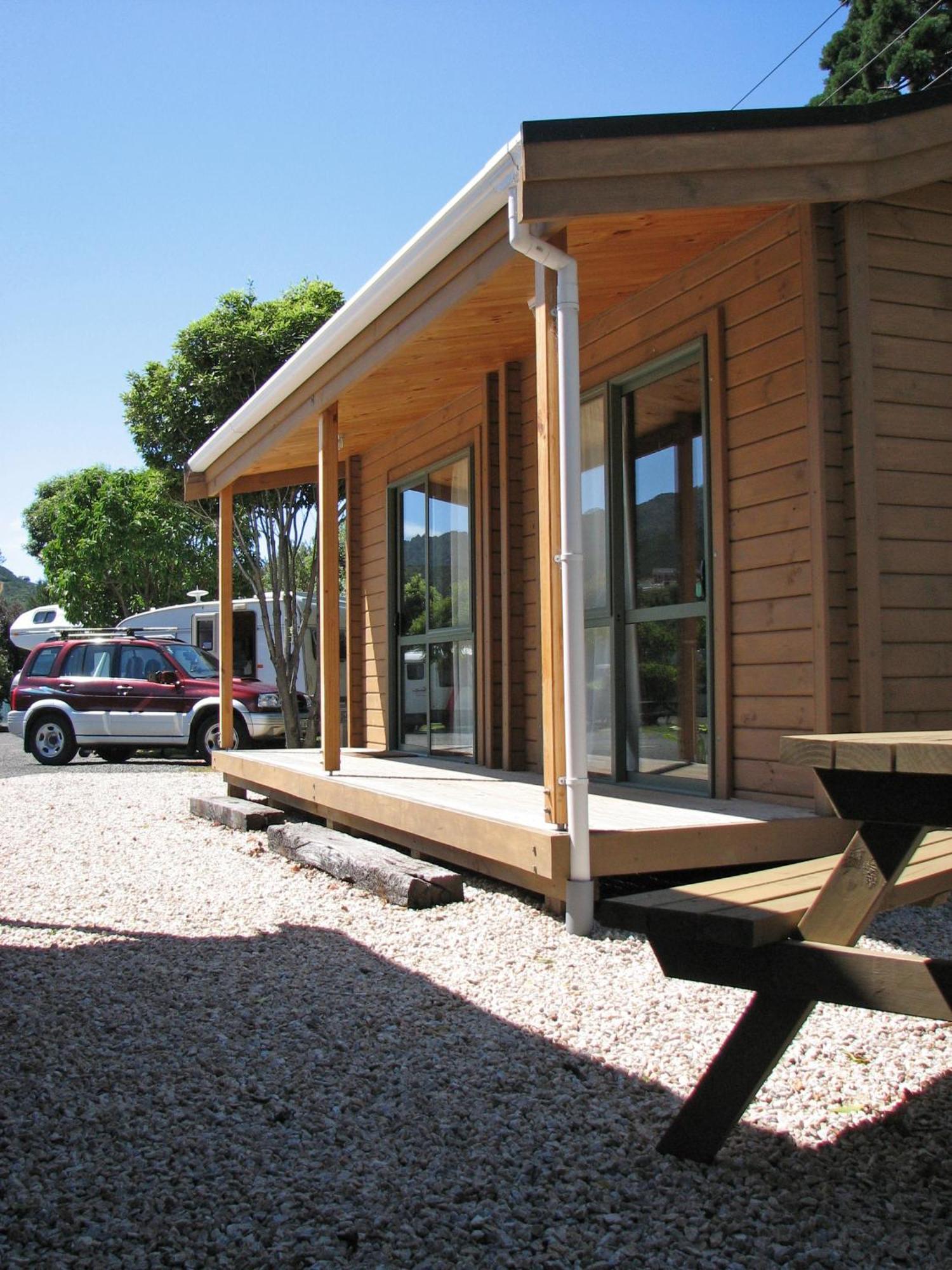 Picton Campervan Park ภายนอก รูปภาพ