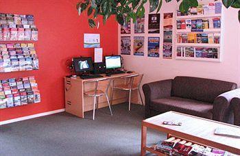 Picton Campervan Park ภายนอก รูปภาพ