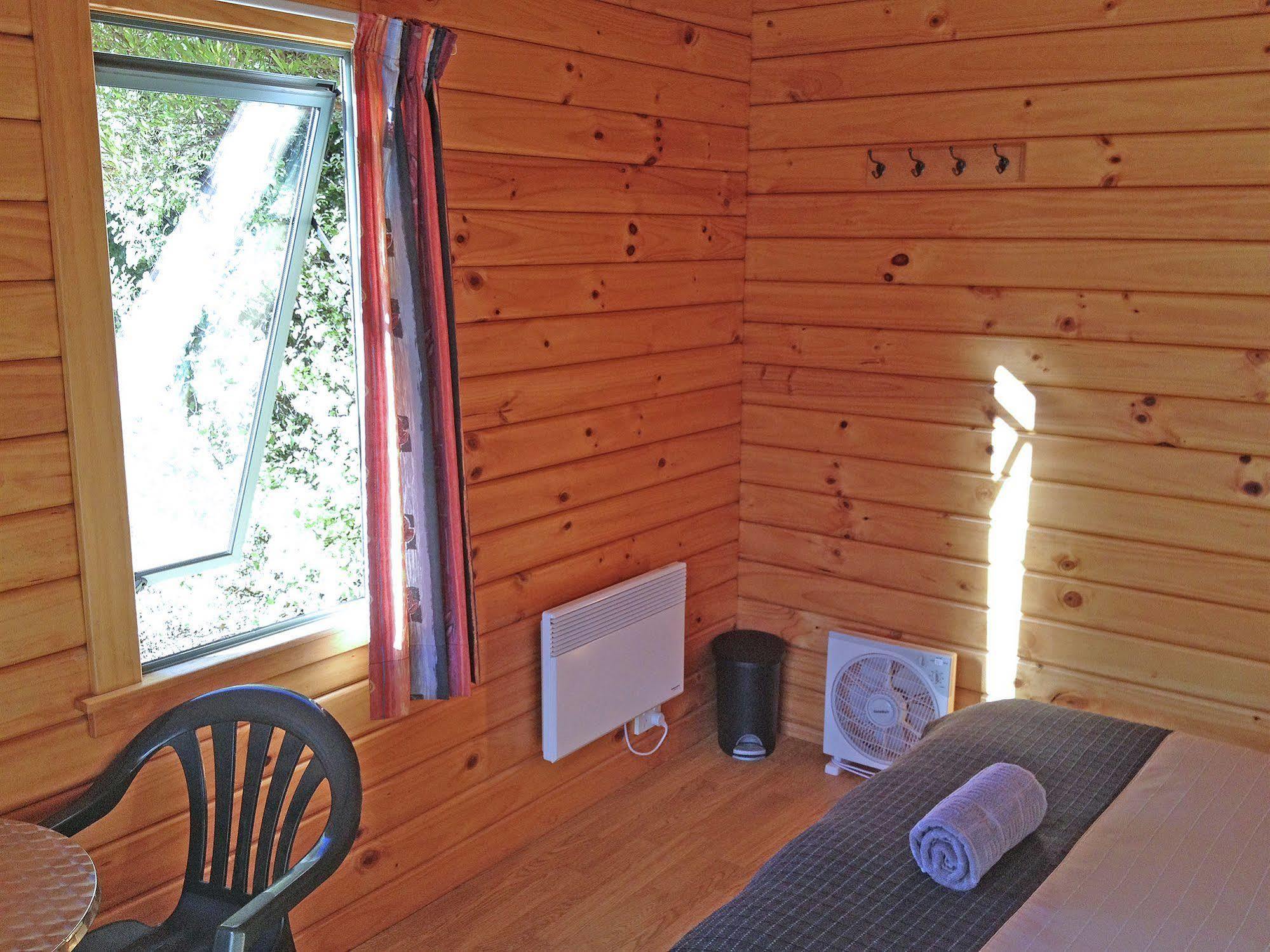 Picton Campervan Park ภายนอก รูปภาพ